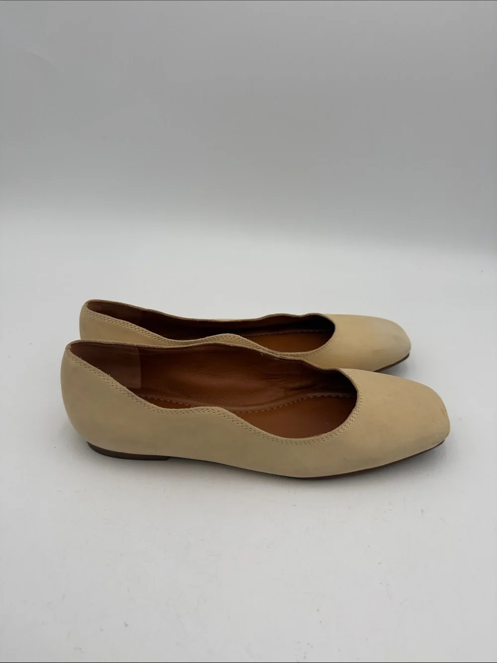 Lucky Brand Beige Women's Ballet Flats women 8M casual vacation cruise office